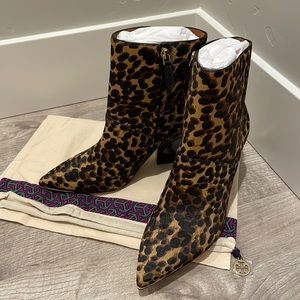 Tory Burch Lila calf hair zip up bootie NIB